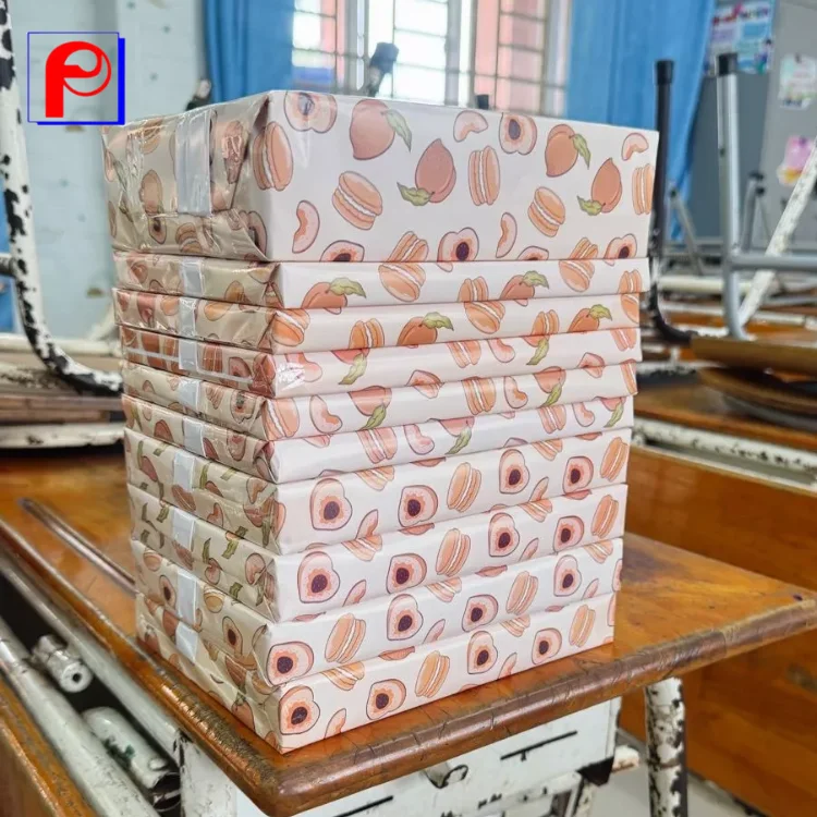 Mẫu giấy gói quà sang trọng, đẹp, dùng trang trí, giá tốt
